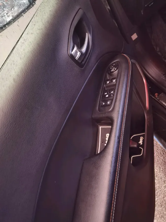 2017 Jeep Compass 1.4T 165HP L4 7DCT,autocango,china used car exporter,china ev exporter,chinese used car exporter,chinese used ev exporter