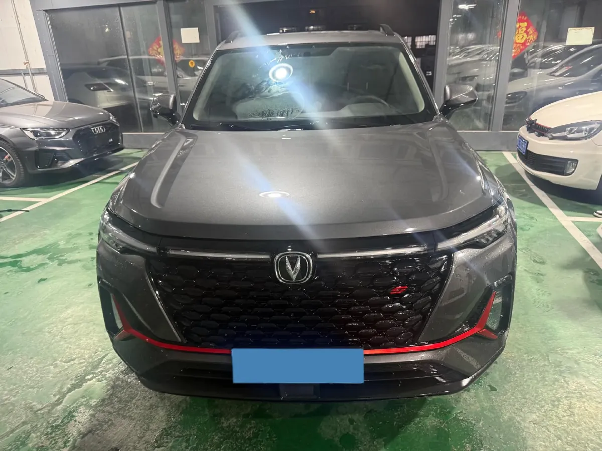 2022 ChangAn CS35 Plus 1.4T 160HP L4 7DCT,autocango,china used car exporter,china ev exporter,chinese used car exporter,chinese used ev exporter