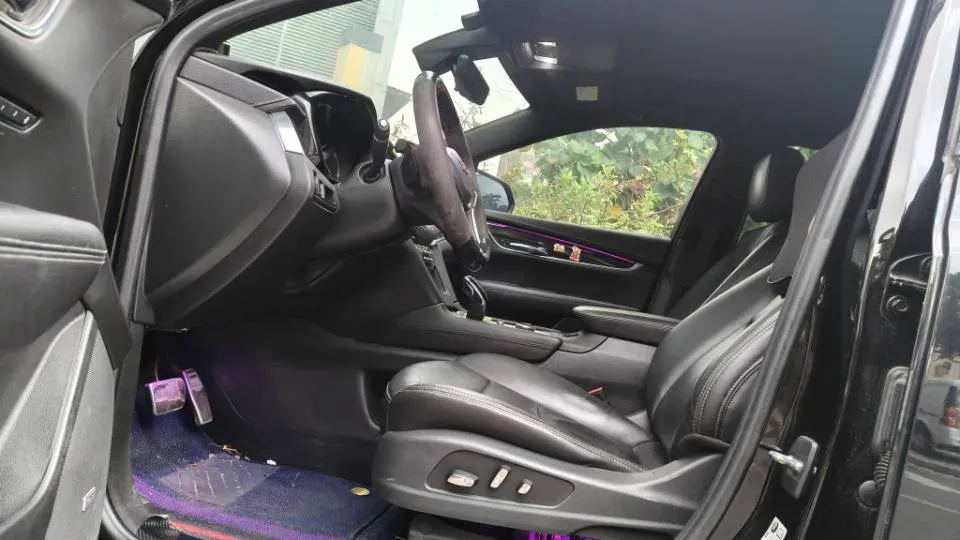 2020 Cadillac XT5 2.0T 237HP L4 9AT,autocango,china used car exporter,china ev exporter,chinese used car exporter,chinese used ev exporter