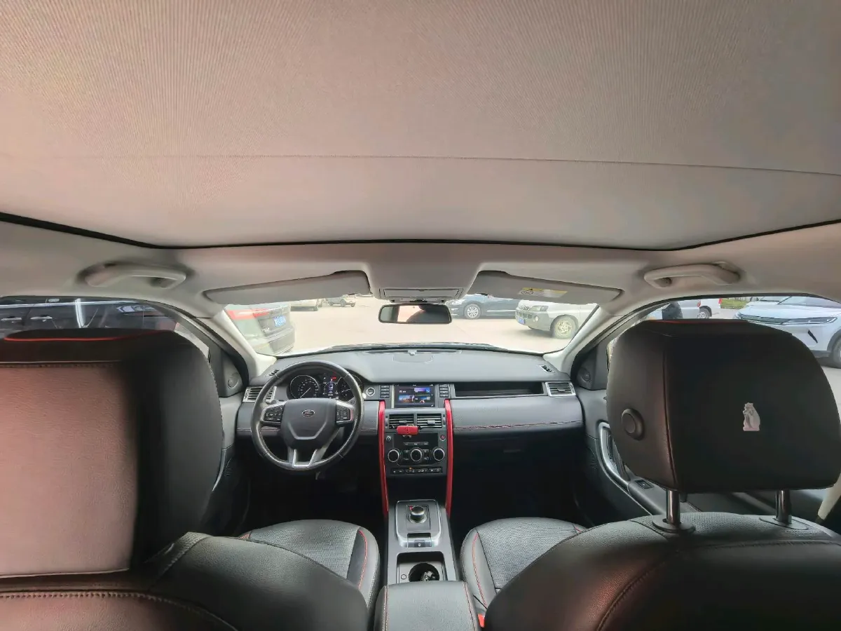 2019 Land Rover Discovery Sport 2.0T 241HP L4 9AT,autocango,china used car exporter,china ev exporter,chinese used car exporter,chinese used ev exporter