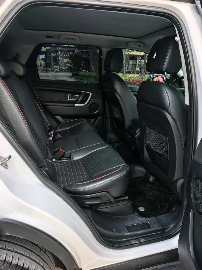 2019 Land Rover Discovery Sport 2.0T 241HP L4 9AT,autocango,china used car exporter,china ev exporter,chinese used car exporter,chinese used ev exporter