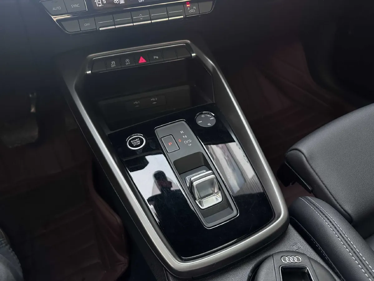 2022 Audi A3 1.4T 150HP L4 7DCT,autocango,china used car exporter,china ev exporter,chinese used car exporter,chinese used ev exporter