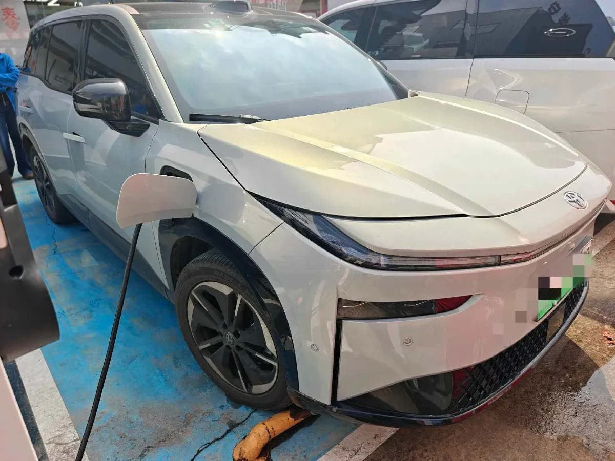 2025 Toyota BZ3X BEV 58.37KWH,autocango,china used car exporter,china ev exporter,chinese used car exporter,chinese used ev exporter