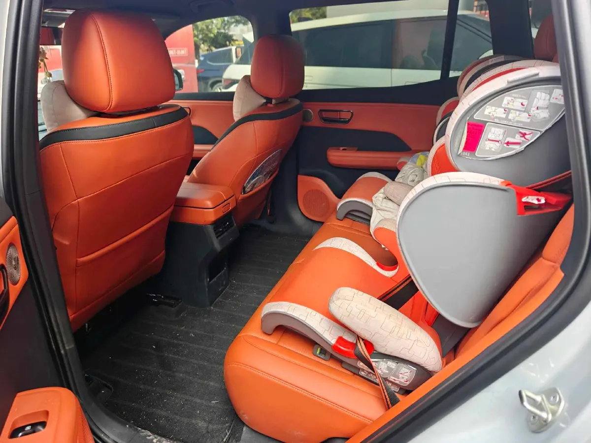 2025 Toyota BZ3X BEV 58.37KWH,autocango,china used car exporter,china ev exporter,chinese used car exporter,chinese used ev exporter