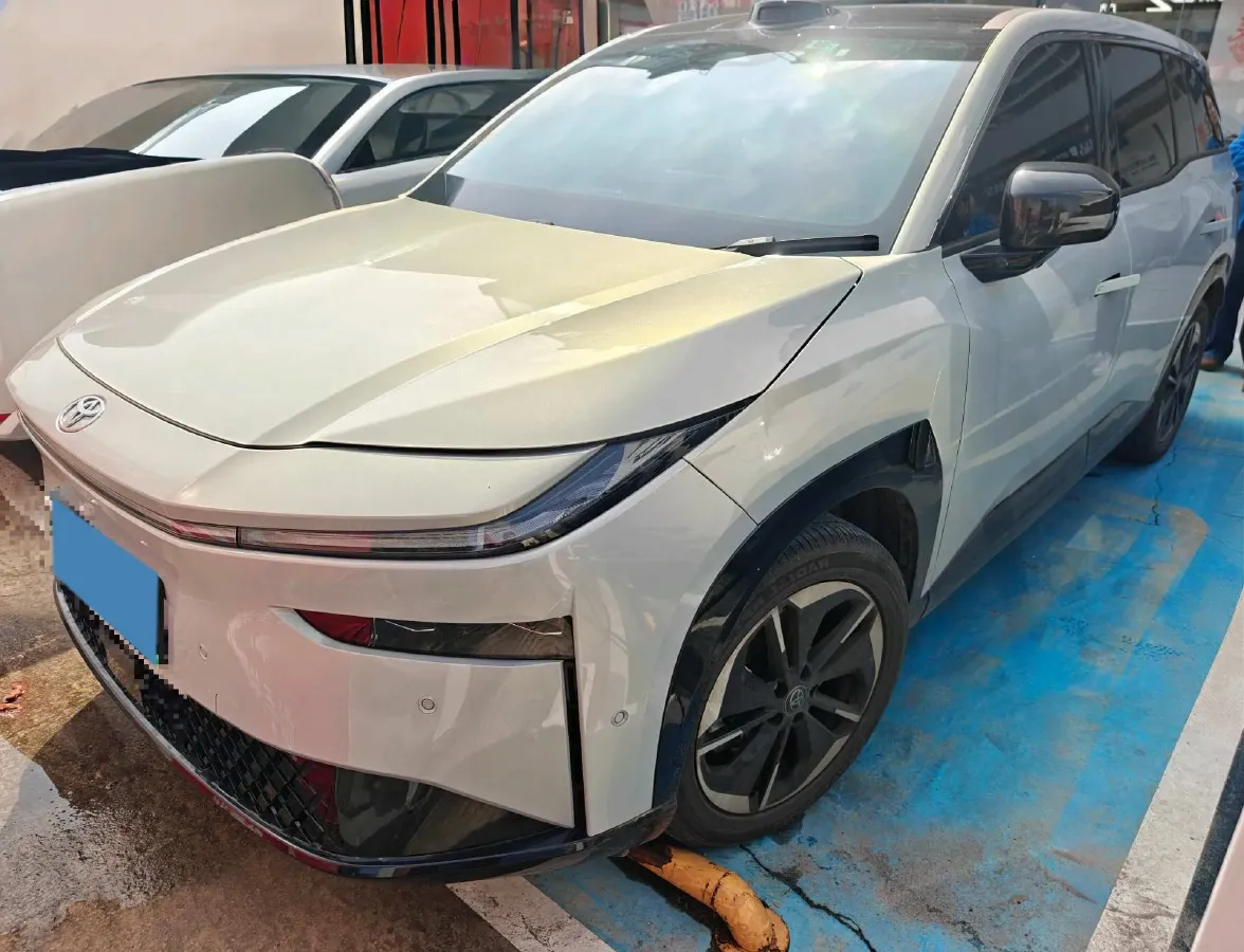 2025 Toyota BZ3X BEV 58.37KWH,autocango,china used car exporter,china ev exporter,chinese used car exporter,chinese used ev exporter