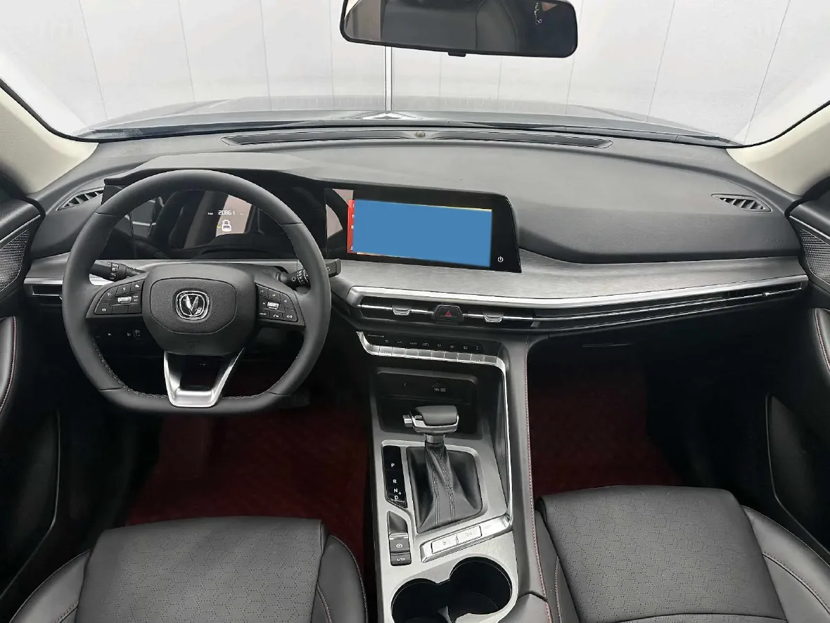 2021 ChangAn CS35 Plus 1.4T 160HP L4 7DCT,autocango,china used car exporter,china ev exporter,chinese used car exporter,chinese used ev exporter