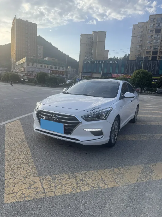 2019 Hyundai Mistra 1.8L 143HP L4 6AT,autocango,china used car exporter,china ev exporter,chinese used car exporter,chinese used ev exporter
