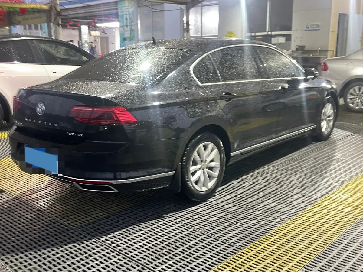 2020 Volkswagen Magotan 1.4T 150HP L4 7DCT,autocango,china used car exporter,china ev exporter,chinese used car exporter,chinese used ev exporter