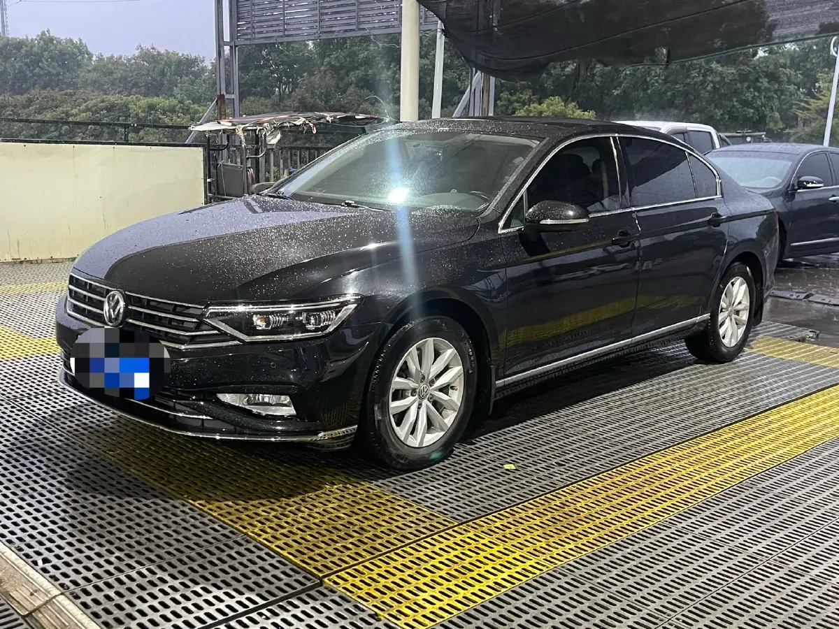 2020 Volkswagen Magotan 1.4T 150HP L4 7DCT,autocango,china used car exporter,china ev exporter,chinese used car exporter,chinese used ev exporter