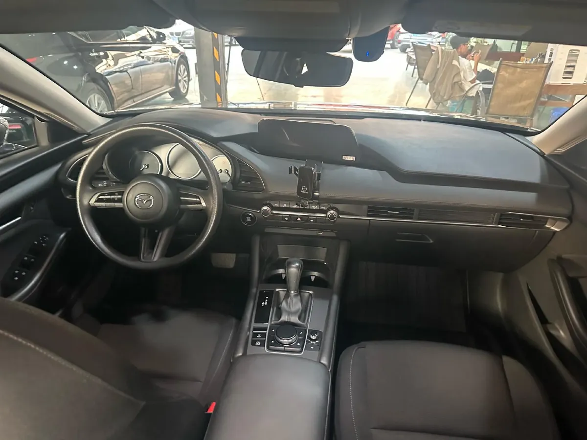 2021 Mazda 3 Axela 2.0L 158HP L4 6AT,autocango,china used car exporter,china ev exporter,chinese used car exporter,chinese used ev exporter