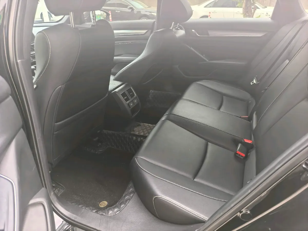 2023 Volkswagen Passat 1.4T 150HP L4 7DCT,autocango,china used car exporter,china ev exporter,chinese used car exporter,chinese used ev exporter