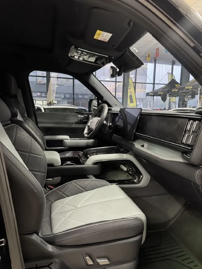 2023 FangChengBao Bao 5 1.5T 194HP L4 E-CVT PHEV 31.8KWH,autocango,china used car exporter,china ev exporter,chinese used car exporter,chinese used ev exporter