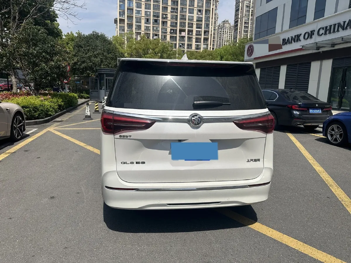 2021 Buick GL8 2.0T 237HP L4 9AT,autocango,china used car exporter,china ev exporter,chinese used car exporter,chinese used ev exporter