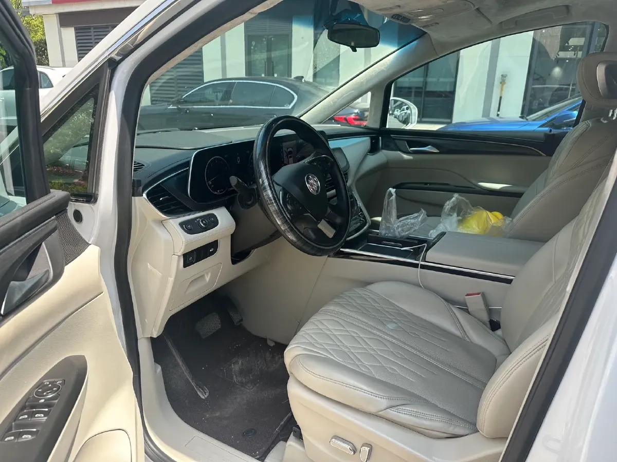 2021 Buick GL8 2.0T 237HP L4 9AT,autocango,china used car exporter,china ev exporter,chinese used car exporter,chinese used ev exporter