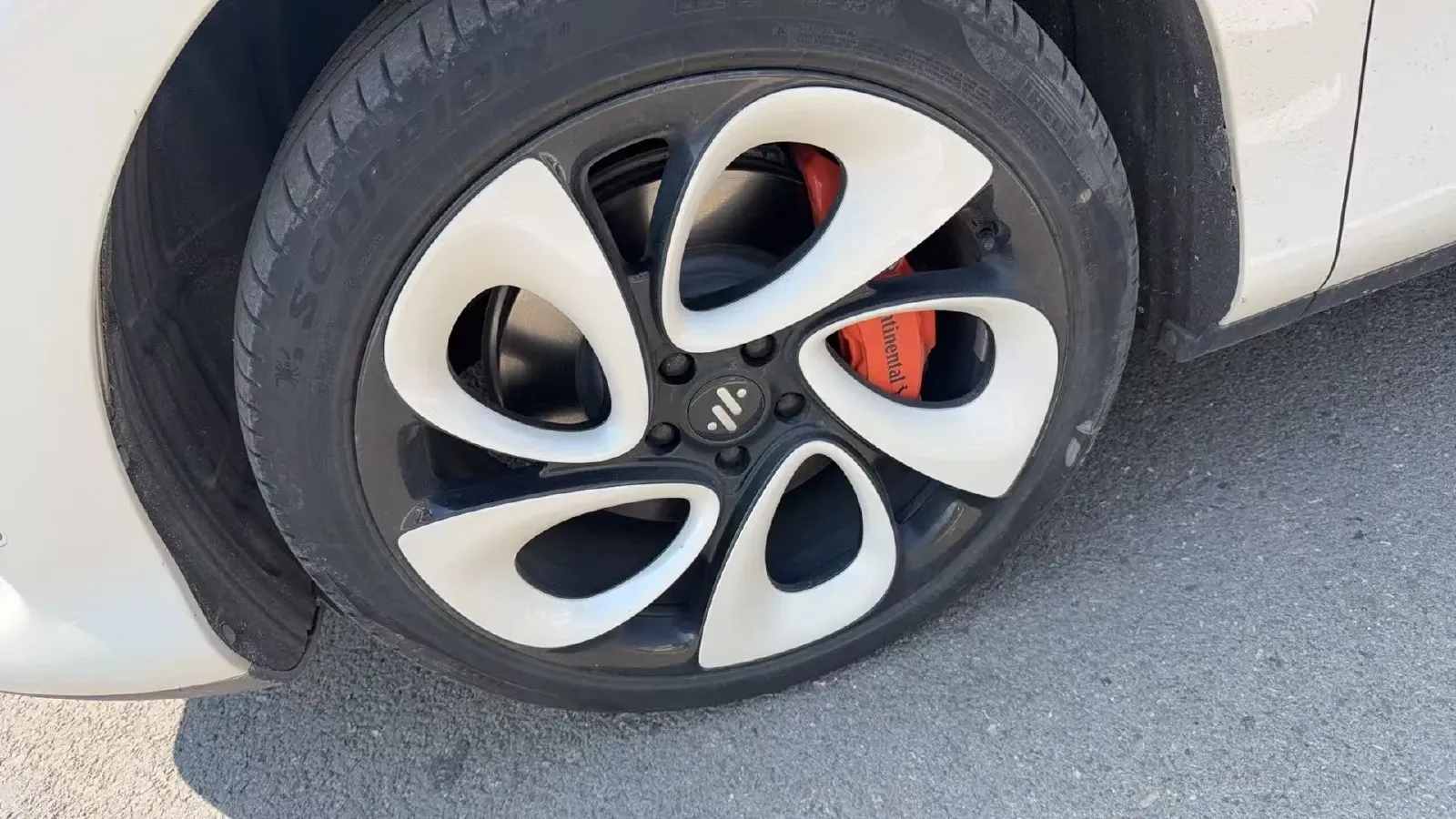 2023 IM LS6 BEV 71KWH,autocango,china used car exporter,china ev exporter,chinese used car exporter,chinese used ev exporter