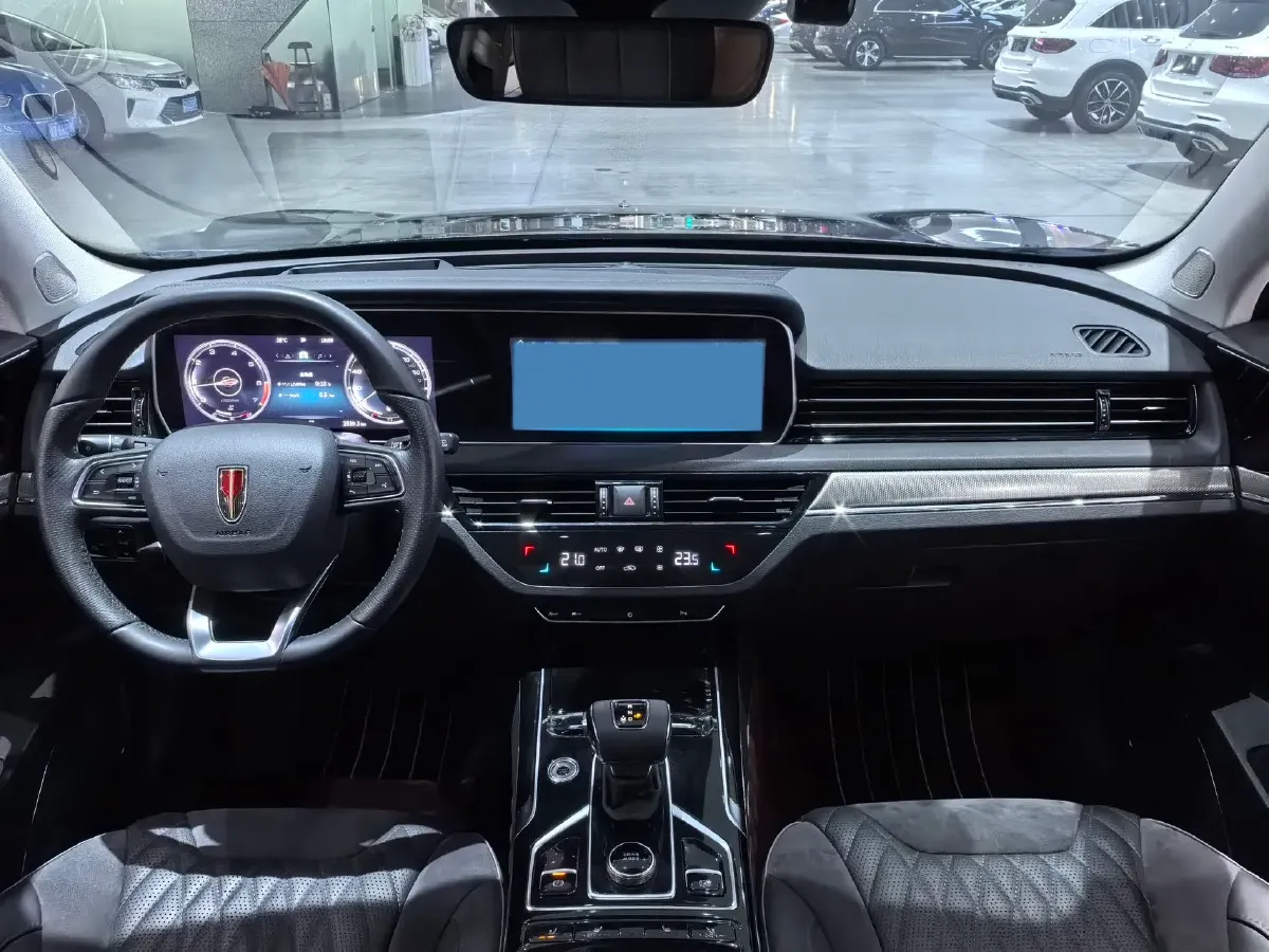 2022 HongQi HS5 2.0T 224HP L4 6AT,autocango,china used car exporter,china ev exporter,chinese used car exporter,chinese used ev exporter