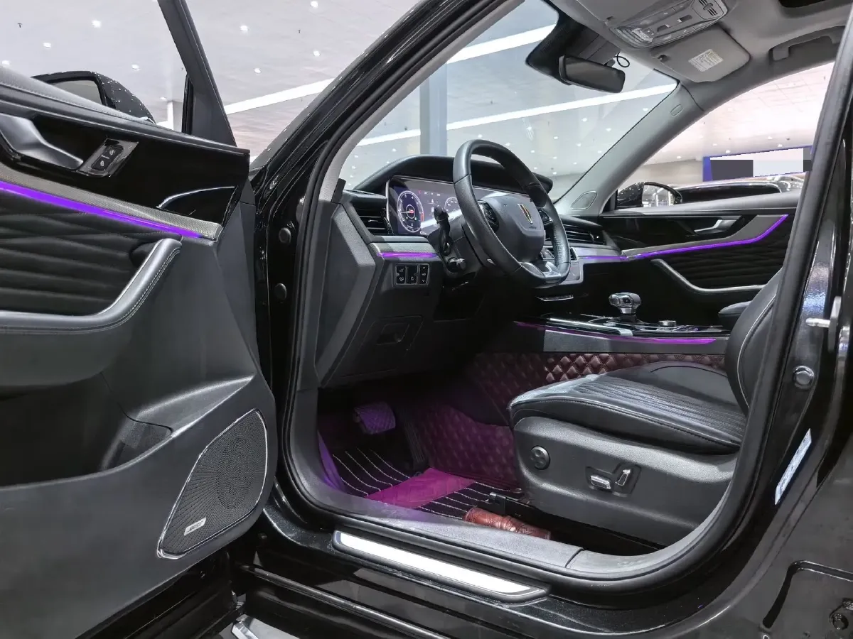 2022 HongQi HS5 2.0T 224HP L4 6AT,autocango,china used car exporter,china ev exporter,chinese used car exporter,chinese used ev exporter