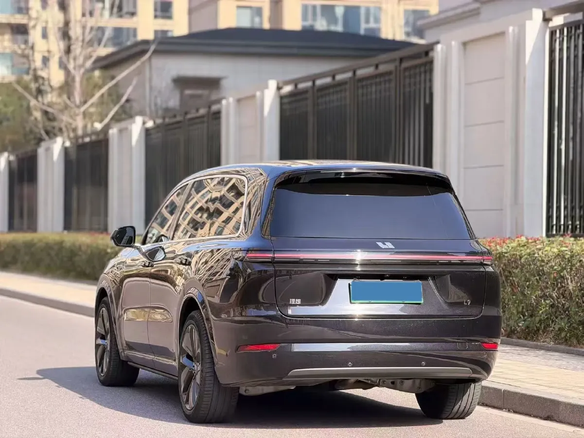 2024 Li L9 Range Extended 154HP REEV 52.3KWH,autocango,china used car exporter,china ev exporter,chinese used car exporter,chinese used ev exporter