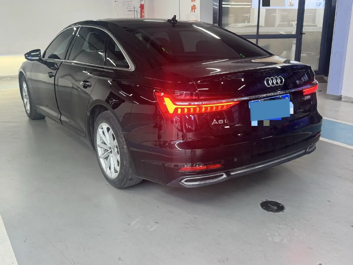 2020 Audi A6L 2.0T 190HP L4 7DCT,autocango,china used car exporter,china ev exporter,chinese used car exporter,chinese used ev exporter