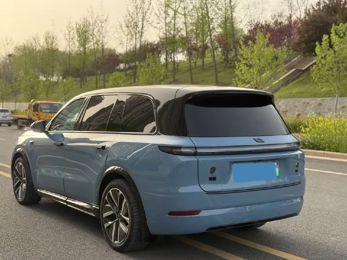 2022 Li L9 Range Extended 154HP REEV 42.6KWH,autocango,china used car exporter,china ev exporter,chinese used car exporter,chinese used ev exporter