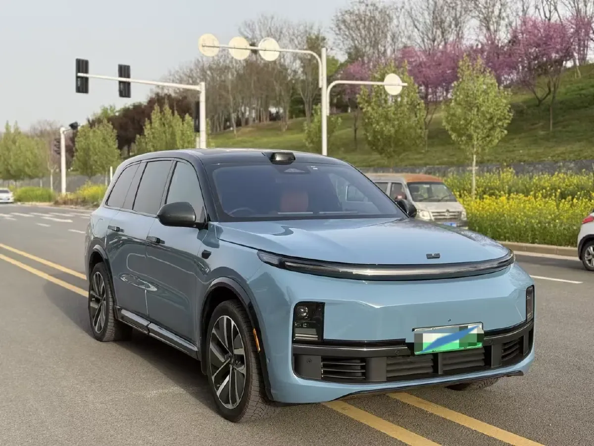2022 Li L9 Range Extended 154HP REEV 42.6KWH,autocango,china used car exporter,china ev exporter,chinese used car exporter,chinese used ev exporter