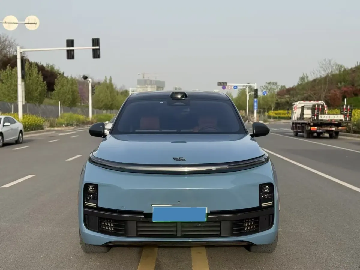 2022 Li L9 Range Extended 154HP REEV 42.6KWH,autocango,china used car exporter,china ev exporter,chinese used car exporter,chinese used ev exporter