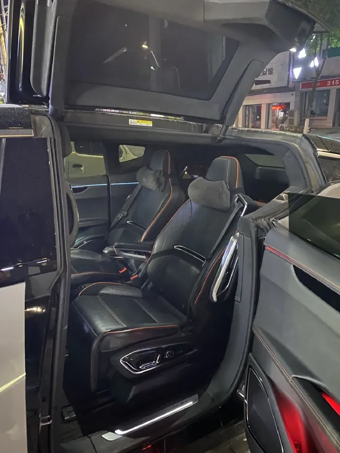 2021 HiPhi X BEV 97KWH,autocango,china used car exporter,china ev exporter,chinese used car exporter,chinese used ev exporter