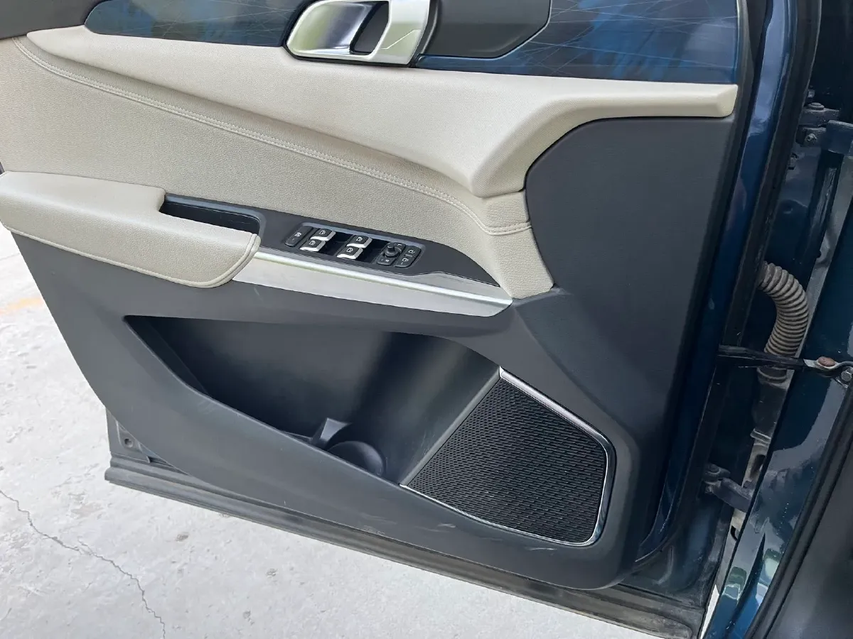 2018 Foton Tunland 2.0T 218HP L4 6AT,autocango,china used car exporter,china ev exporter,chinese used car exporter,chinese used ev exporter