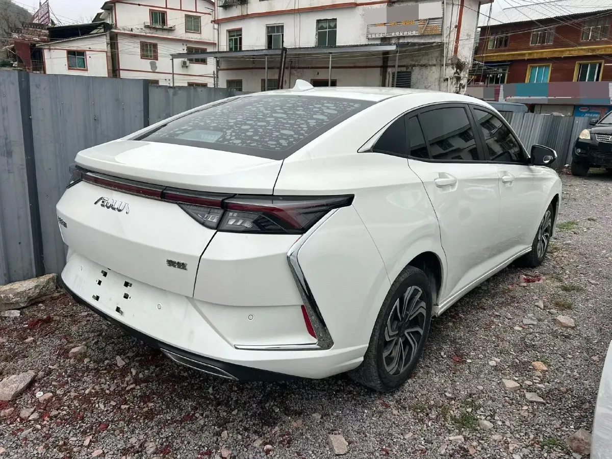 2021 DongFeng Aeolus YiXuan 1.5T 150HP L4 6DCT,autocango,china used car exporter,china ev exporter,chinese used car exporter,chinese used ev exporter