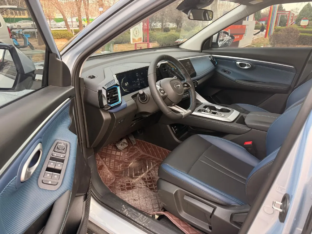 2023 GAC Trumpchi GS3 1.5T 177HP L4 7DCT,autocango,china used car exporter,china ev exporter,chinese used car exporter,chinese used ev exporter