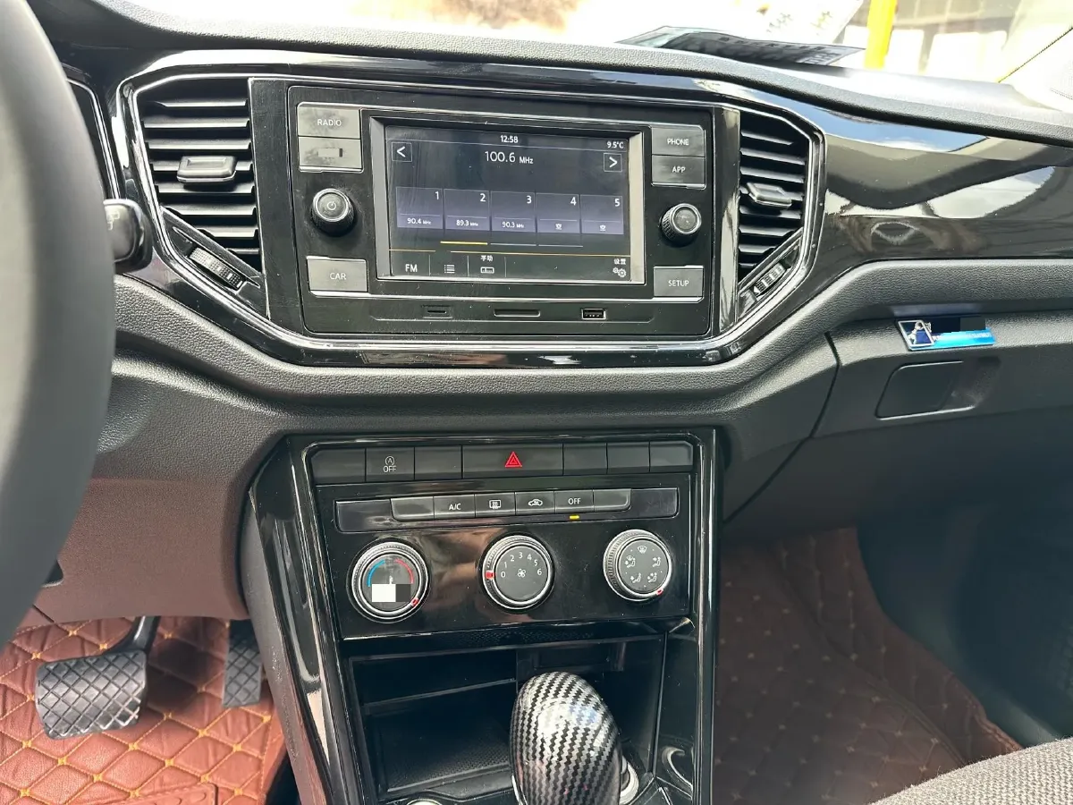 2019 Volkswagen T-Roc 1.4T 150HP L4 7DCT,autocango,china used car exporter,china ev exporter,chinese used car exporter,chinese used ev exporter