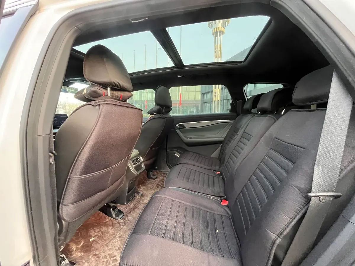 2023 Geely Okavango L 2.0T 218HP L4 7DCT,autocango,china used car exporter,china ev exporter,chinese used car exporter,chinese used ev exporter