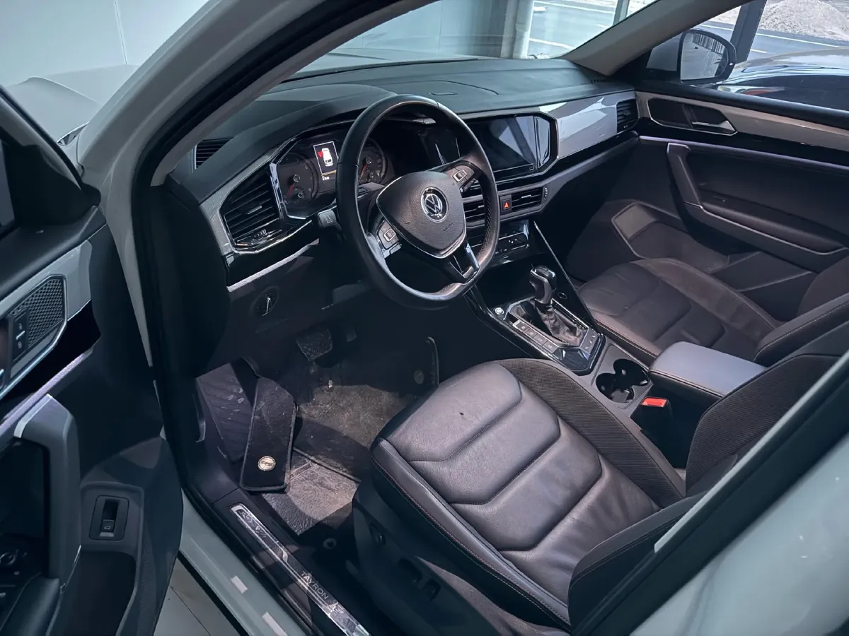 2021 Volkswagen Tayron 2.0T 186HP L4 7DCT,autocango,china used car exporter,china ev exporter,chinese used car exporter,chinese used ev exporter