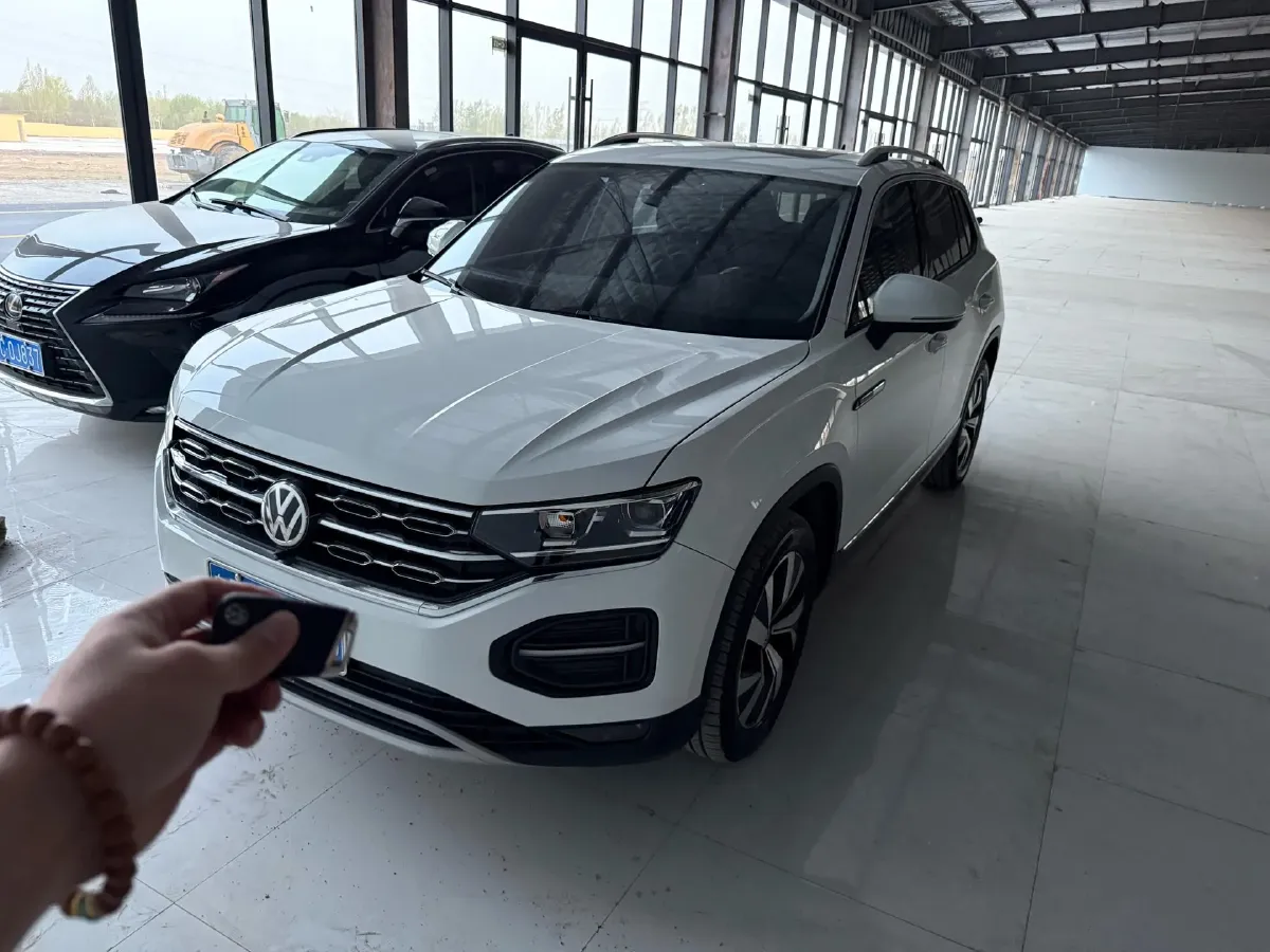 2021 Volkswagen Tayron 2.0T 186HP L4 7DCT,autocango,china used car exporter,china ev exporter,chinese used car exporter,chinese used ev exporter