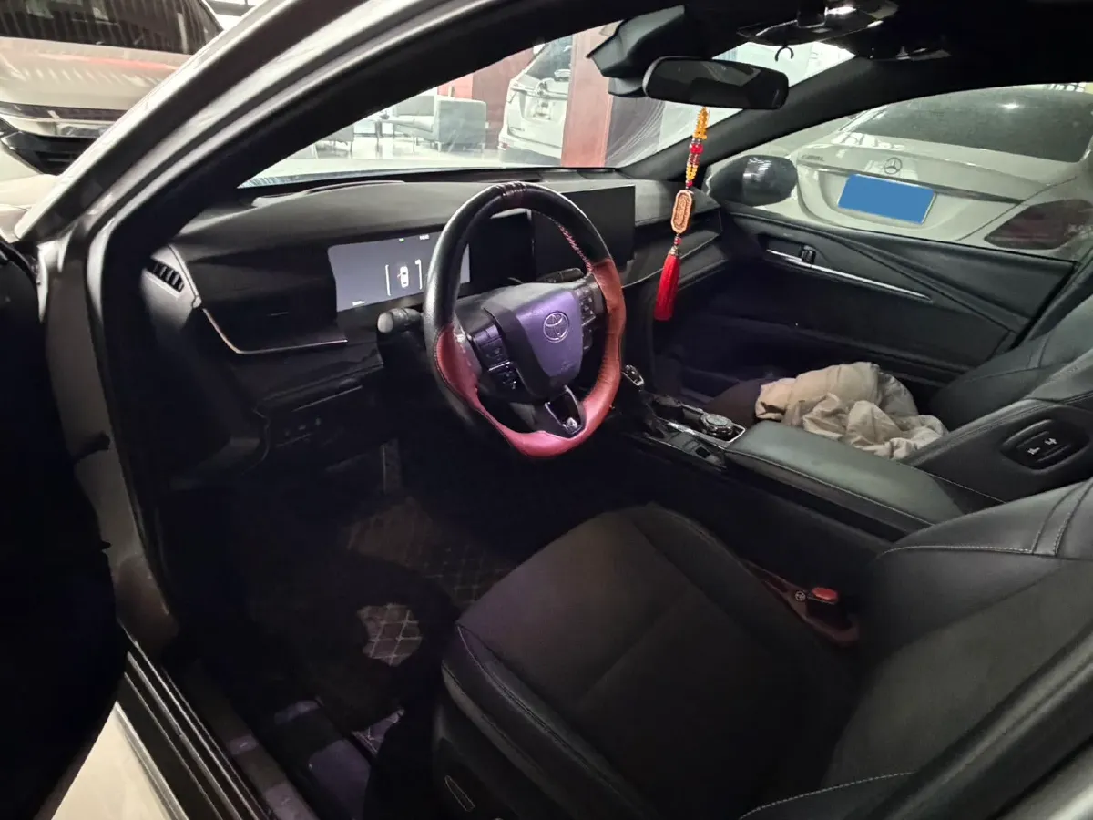 2024 Toyota Camry 2.0L 152HP L4 E-CVT Hybrid,autocango,china used car exporter,china ev exporter,chinese used car exporter,chinese used ev exporter