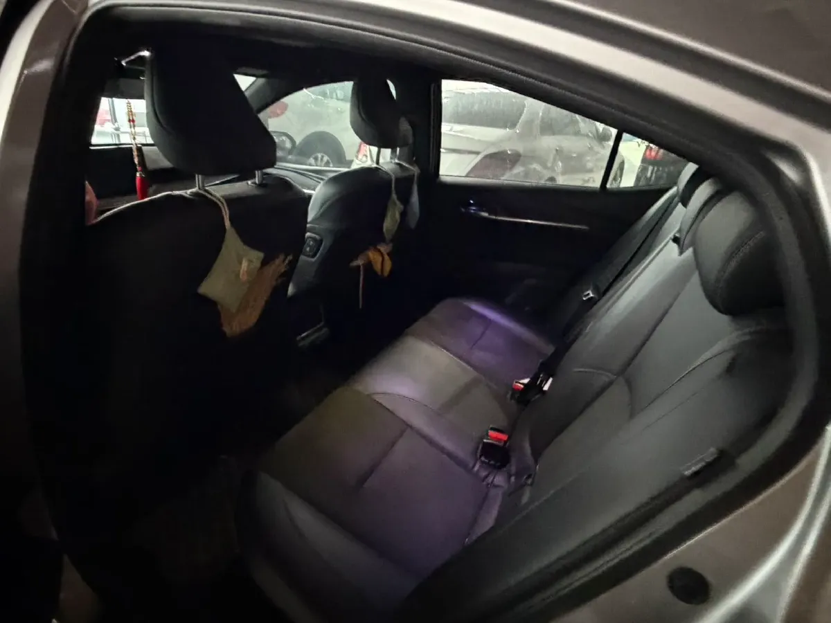 2024 Toyota Camry 2.0L 152HP L4 E-CVT Hybrid,autocango,china used car exporter,china ev exporter,chinese used car exporter,chinese used ev exporter