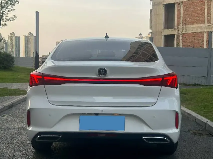 2022 ChangAn Eado 1.4T 160HP L4 7DCT,autocango,china used car exporter,china ev exporter,chinese used car exporter,chinese used ev exporter