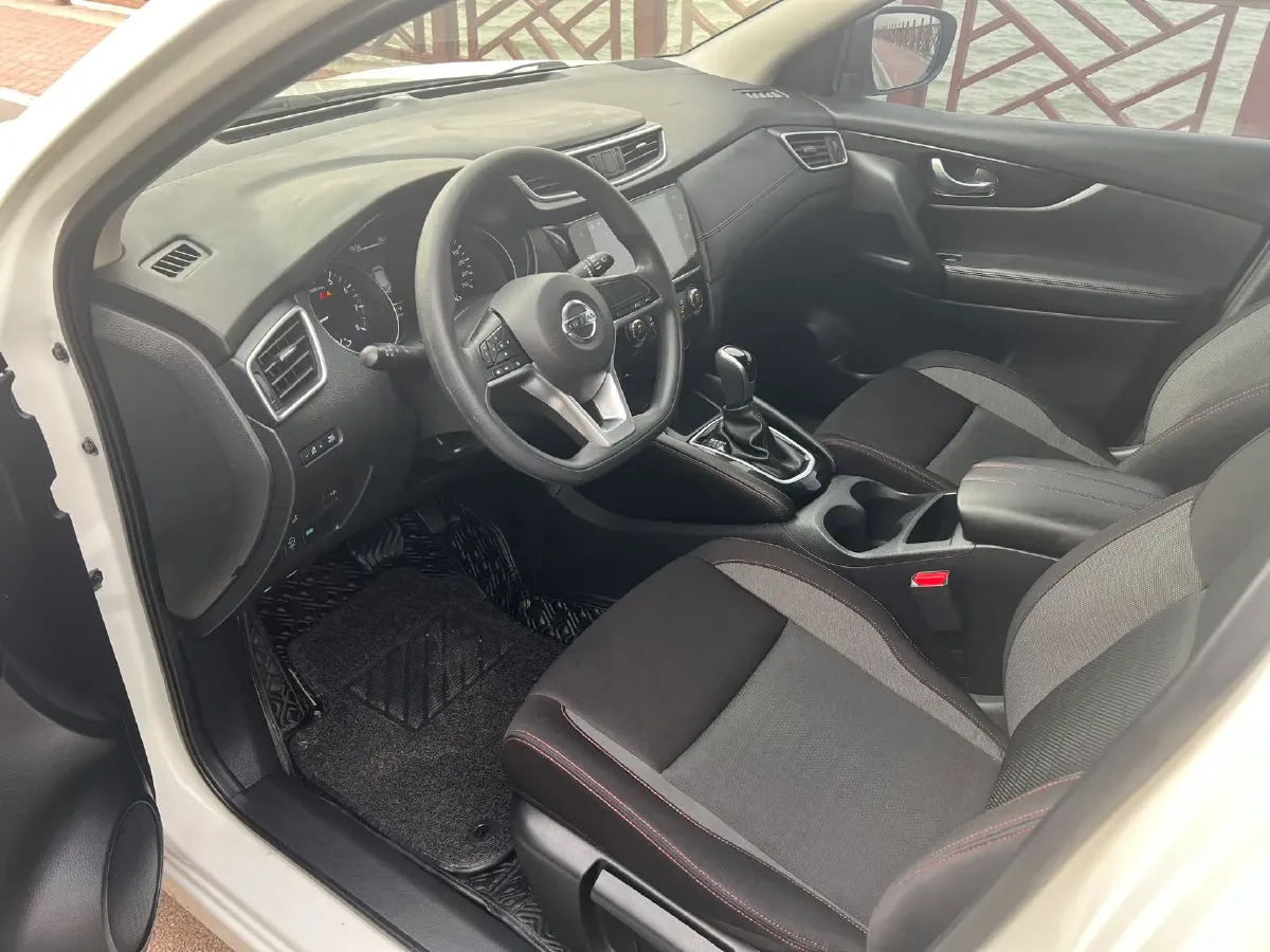 2021 Nissan Qashqai 2.0L 151HP L4 CVT,autocango,china used car exporter,china ev exporter,chinese used car exporter,chinese used ev exporter