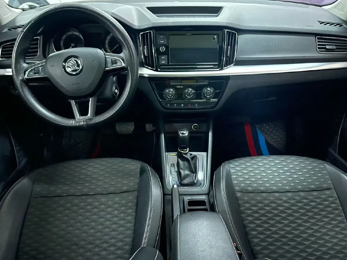 2018 Skoda Kamiq 1.5L 110HP L4 6AT,autocango,china used car exporter,china ev exporter,chinese used car exporter,chinese used ev exporter