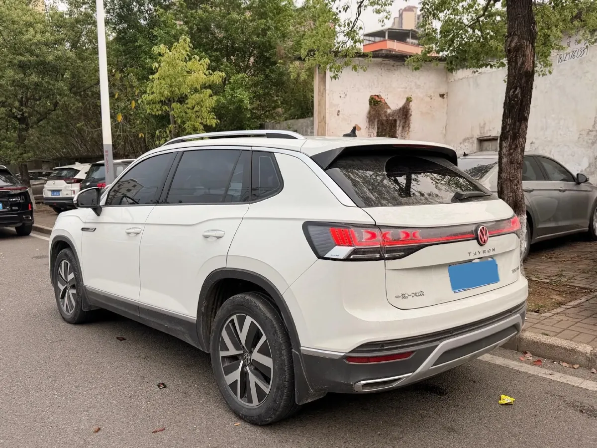2023 Volkswagen Tayron 2.0T 186HP L4 7DCT,autocango,china used car exporter,china ev exporter,chinese used car exporter,chinese used ev exporter