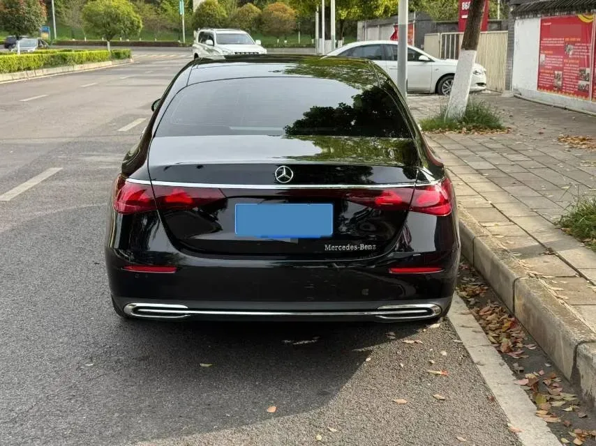2024 Mercedes-Benz E Class 2.0T 258HP L4 9AT,autocango,china used car exporter,china ev exporter,chinese used car exporter,chinese used ev exporter