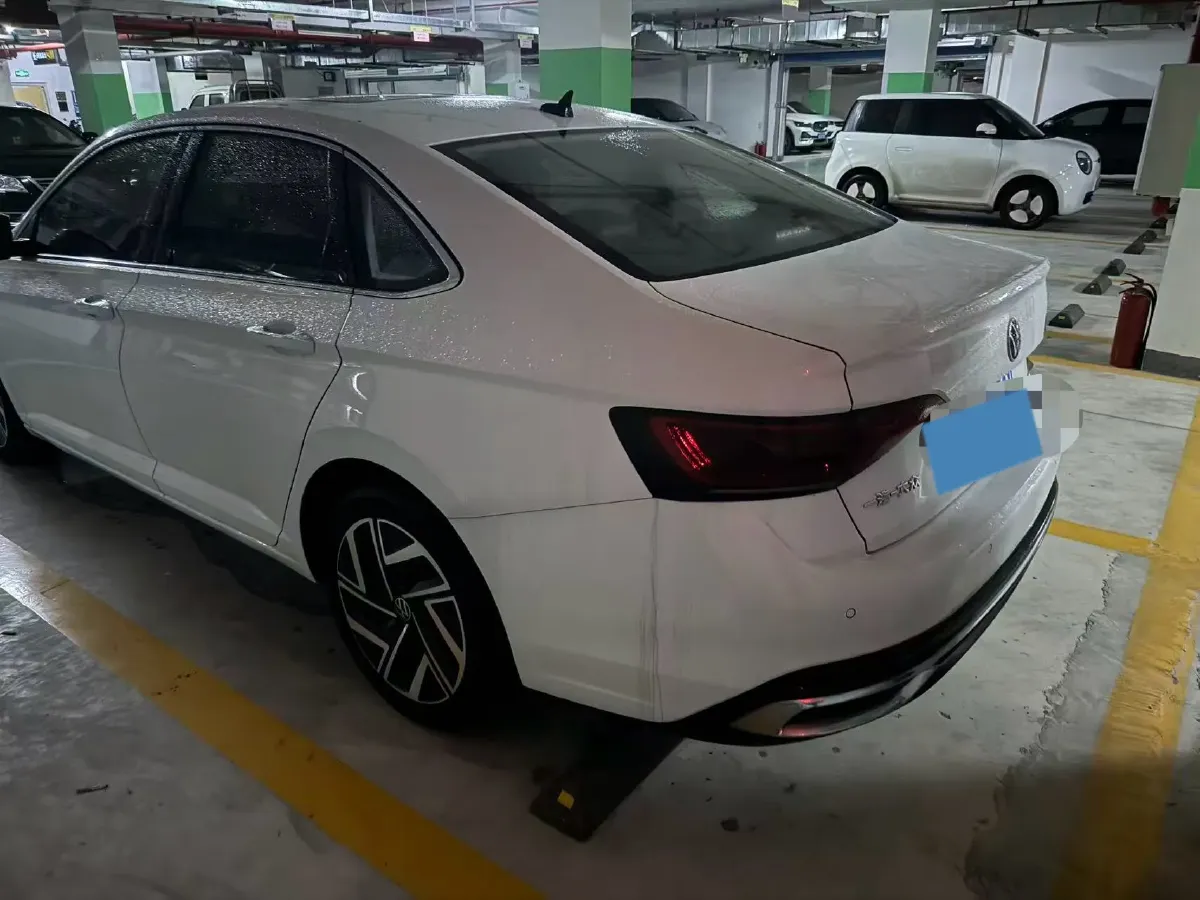 2023 Volkswagen Sagitar 1.2T 116HP L4 7DCT,autocango,china used car exporter,china ev exporter,chinese used car exporter,chinese used ev exporter