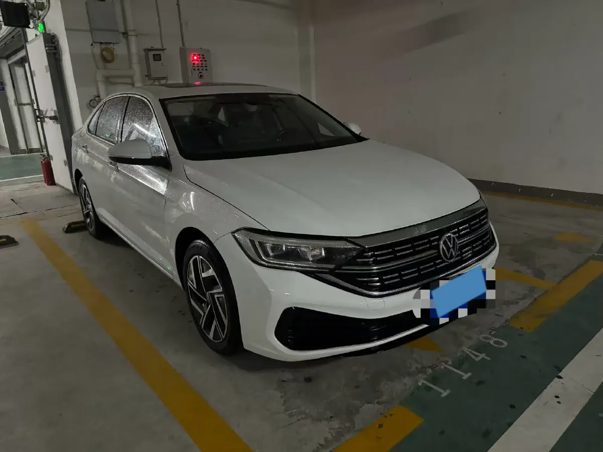 2023 Volkswagen Sagitar 1.2T 116HP L4 7DCT,autocango,china used car exporter,china ev exporter,chinese used car exporter,chinese used ev exporter