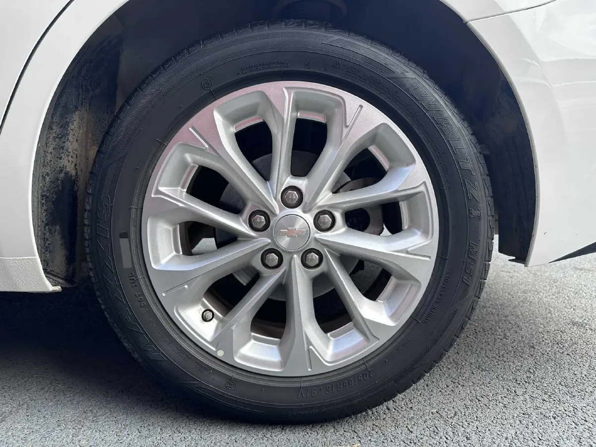 2023 Chevrolet Monza 1.5L 113HP L4 6DCT,autocango,china used car exporter,china ev exporter,chinese used car exporter,chinese used ev exporter