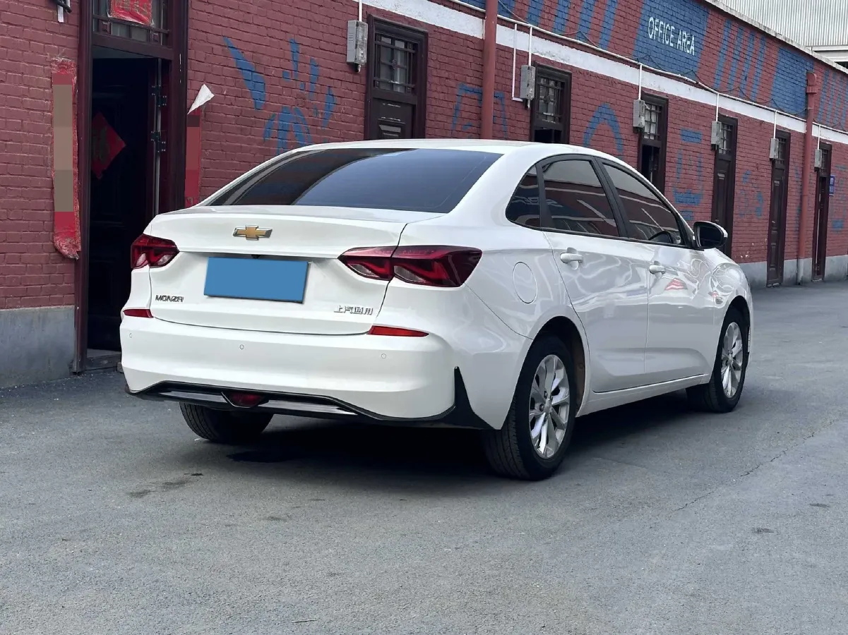 2023 Chevrolet Monza 1.5L 113HP L4 6DCT,autocango,china used car exporter,china ev exporter,chinese used car exporter,chinese used ev exporter