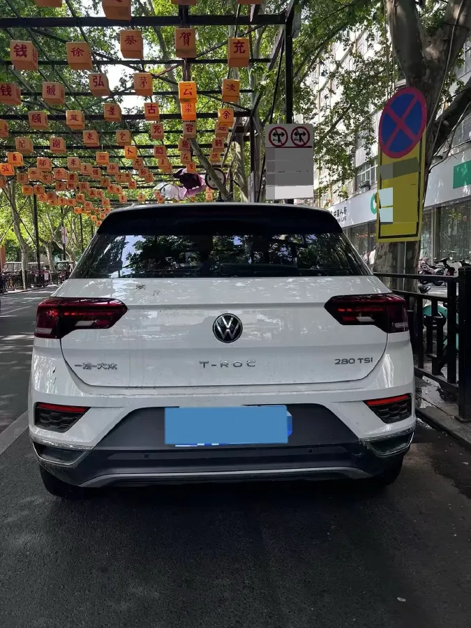 2022 Volkswagen T-Roc 1.4T 150HP L4 7DCT,autocango,china used car exporter,china ev exporter,chinese used car exporter,chinese used ev exporter