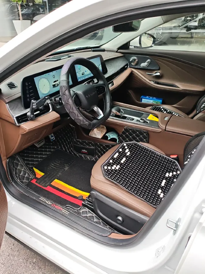 2023 Chery Arrizo 8 2.0T 254HP L4 7DCT,autocango,china used car exporter,china ev exporter,chinese used car exporter,chinese used ev exporter