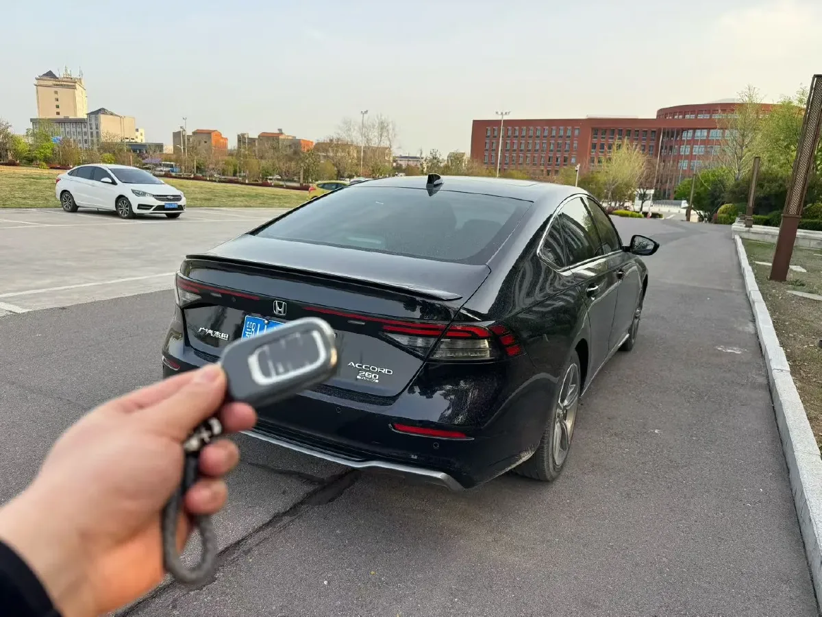 2023 Honda Accord 1.5T 192HP L4 CVT,autocango,china used car exporter,china ev exporter,chinese used car exporter,chinese used ev exporter