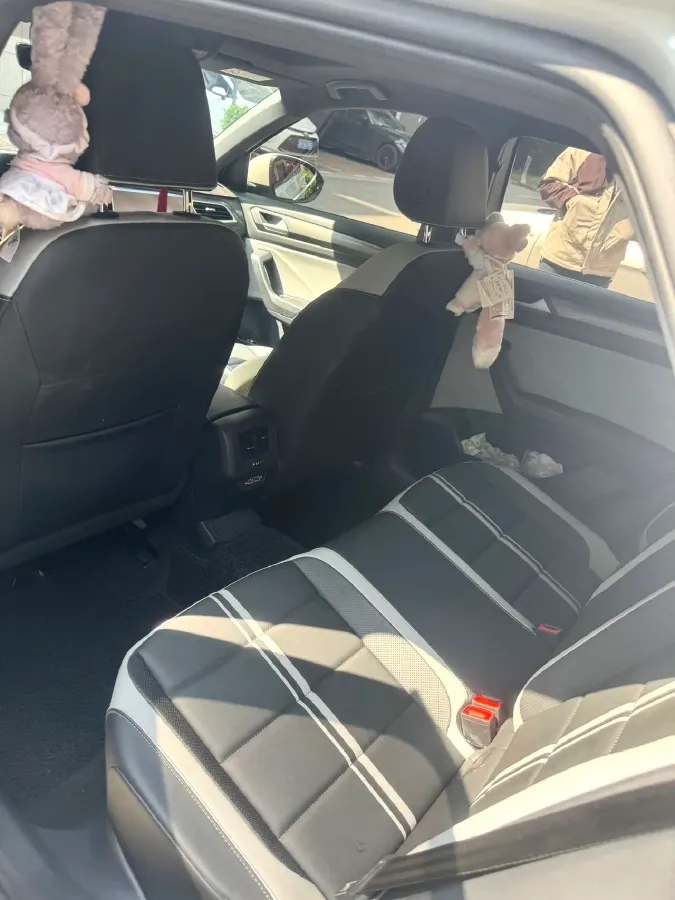 2024 Volkswagen T-Roc 1.5T 160HP L4 7DCT,autocango,china used car exporter,china ev exporter,chinese used car exporter,chinese used ev exporter