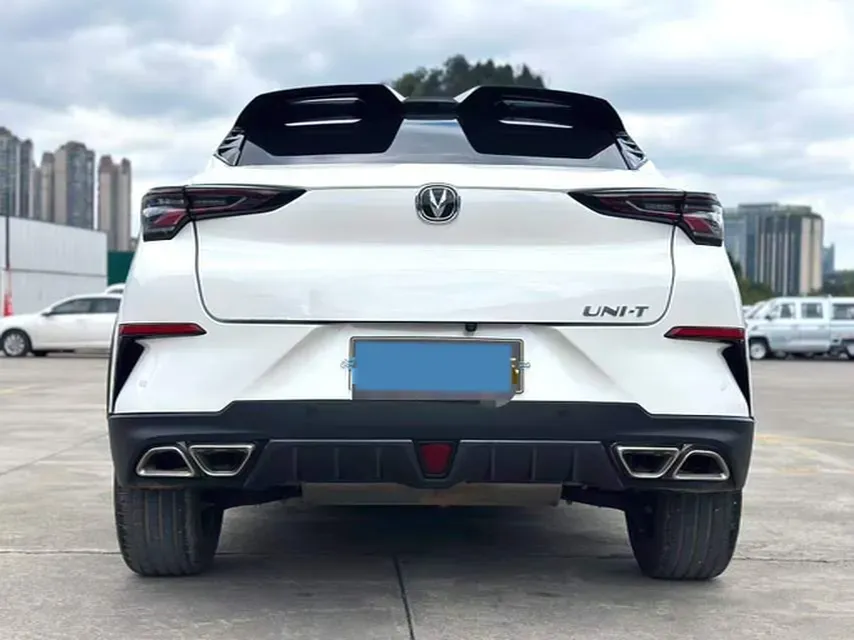 2022 ChangAn UNI-T 1.5T 188HP L4 7DCT,autocango,china used car exporter,china ev exporter,chinese used car exporter,chinese used ev exporter